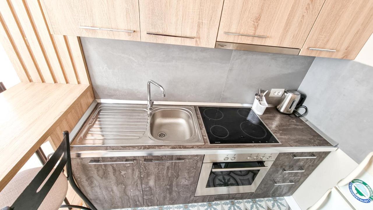 Skyline View 2Br Apartment Tirana Exterior photo